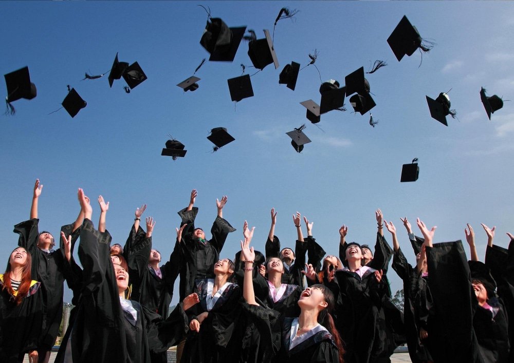 Stratford Education Group students graduating from English course in Malaysia or bachelors degree in study abroad in overseas university